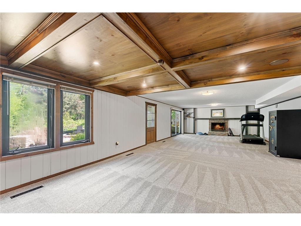 1345 Broadview Avenue Chaska MN 55318 7073939 image38