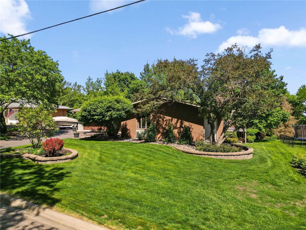 1345 Broadview Avenue Chaska MN 55318 7073939 image41