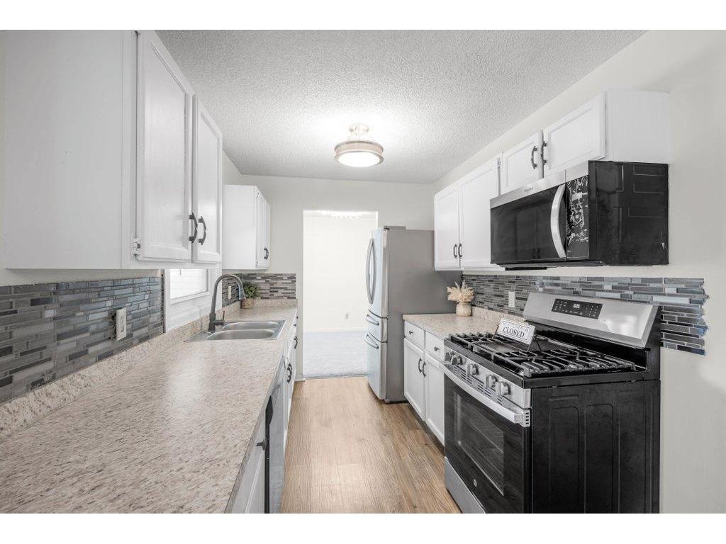 13451 Yorktown Lane N Champlin MN 55316 6819420 image5