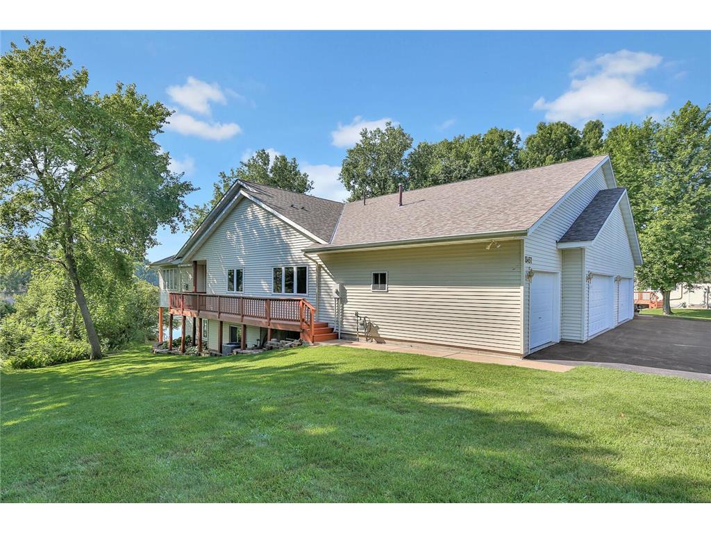 13457 Pine View Lane Lindstrom MN 55045 - South Center Lake 6409294 image1