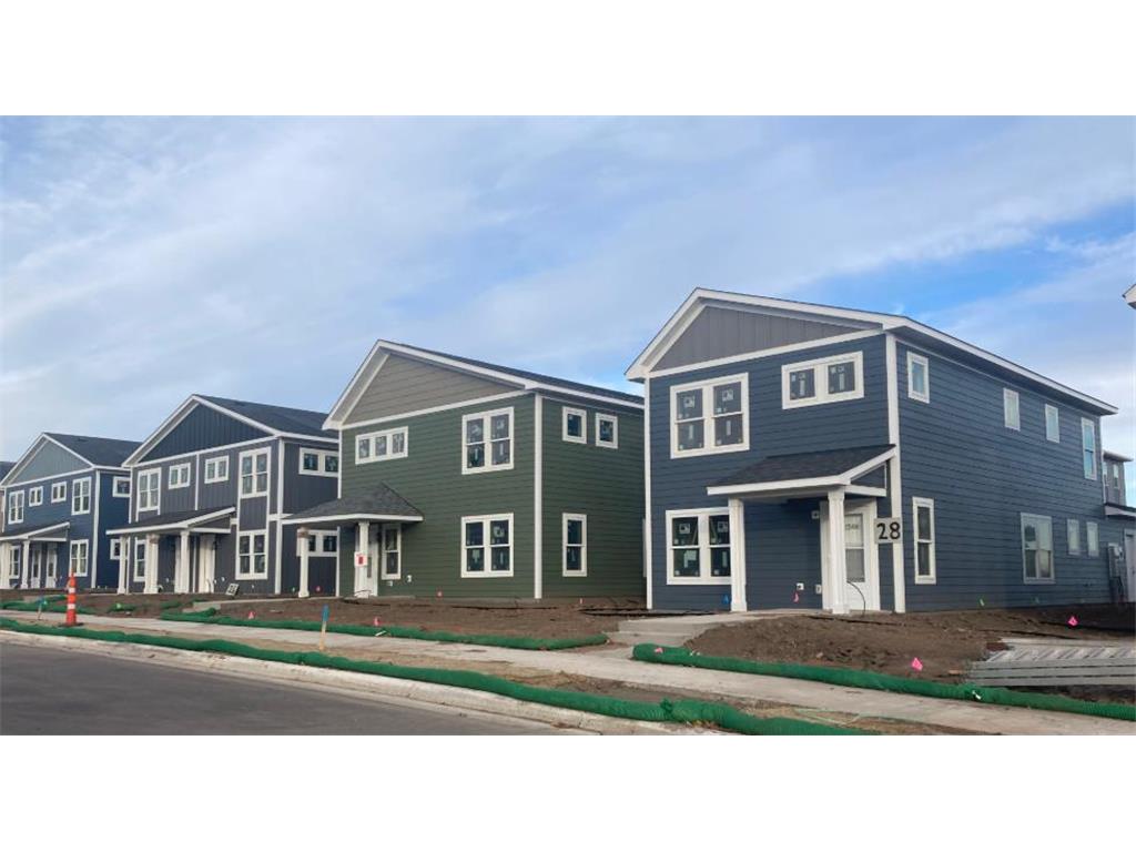 1346 Winthrop Street N Saint Paul MN 55119 6817773 image2