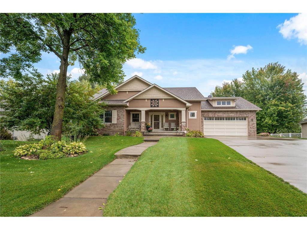 13460 Pineview Court, Dayton, MN 55327 MLS 6439102 Edina Realty