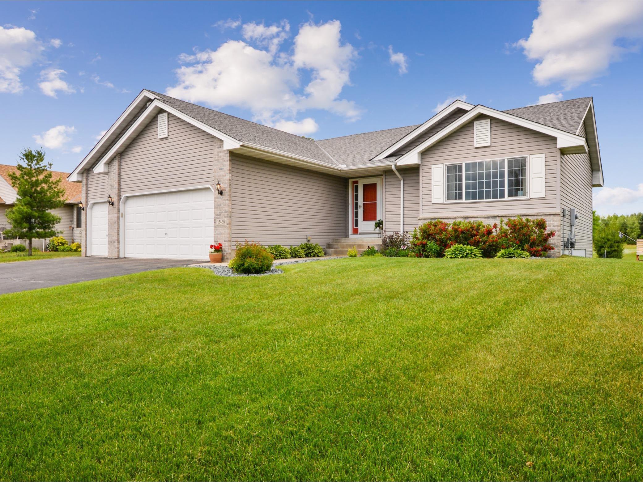 13469 2nd Avenue S, Zimmerman, MN 55398 MLS 5740534 Edina Realty