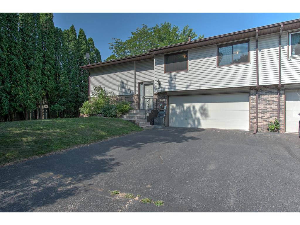 1347 Birch Place, Cambridge, MN, 55008 MLS 6404535 Edina Realty