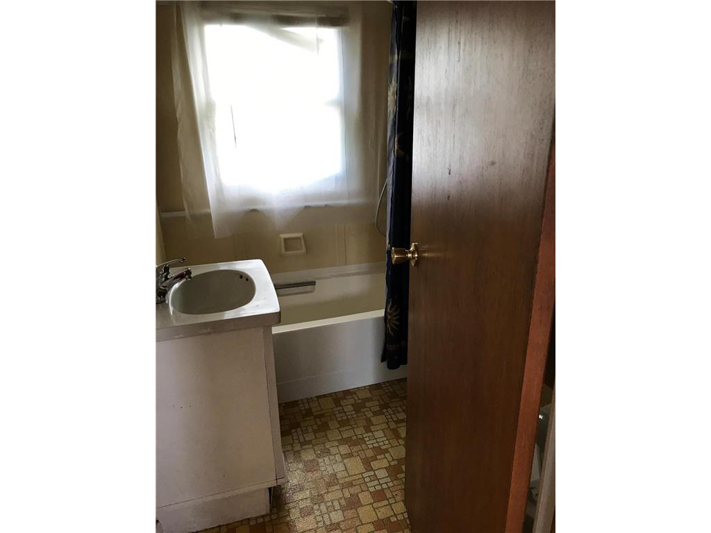 1347 Carlson Avenue New Richmond WI 54017 6674935 image14