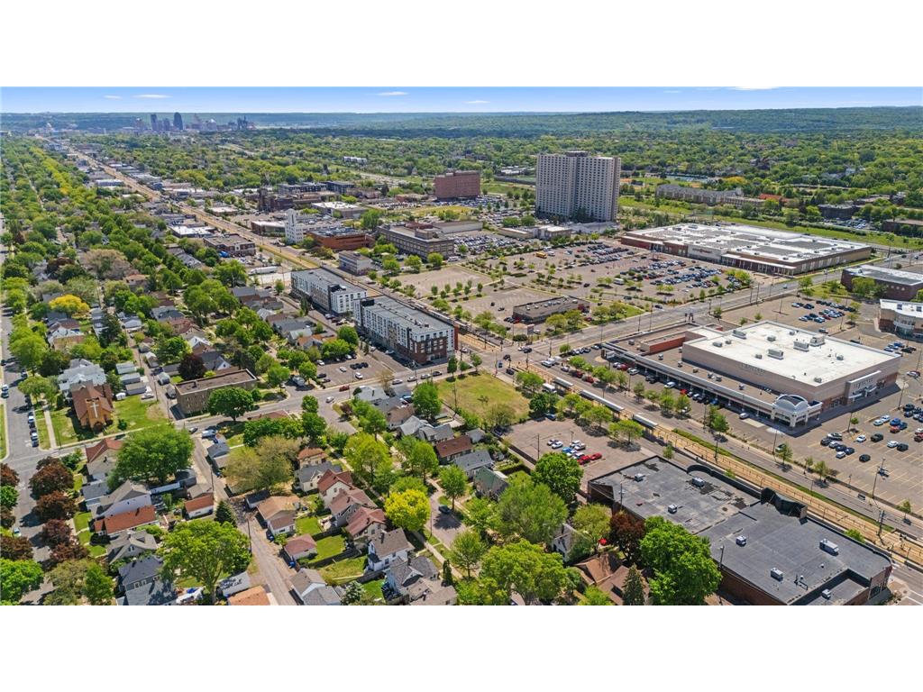 1347 University Avenue W Saint Paul MN 55104 7077769 image16