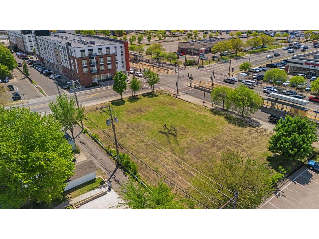 1347 University Avenue W Saint Paul MN 55104 7077769 image3