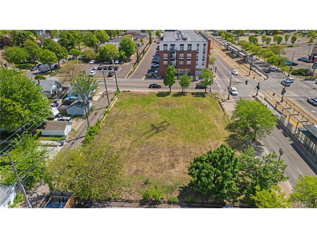 1347 University Avenue W Saint Paul MN 55104 7077769 image4