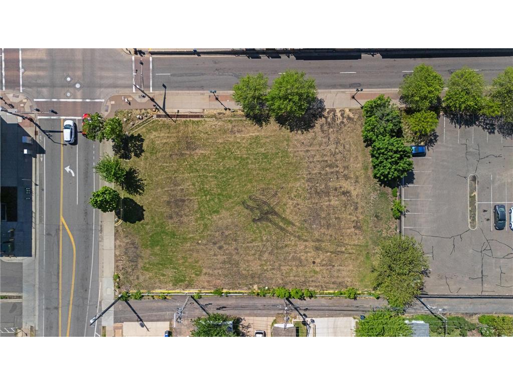 1347 University Avenue W Saint Paul MN 55104 7077769 image8