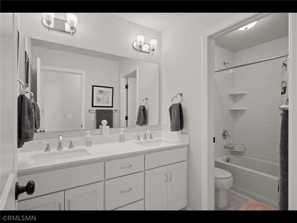 13475 Fondant Trail N Hugo MN 55038 7047988 image35