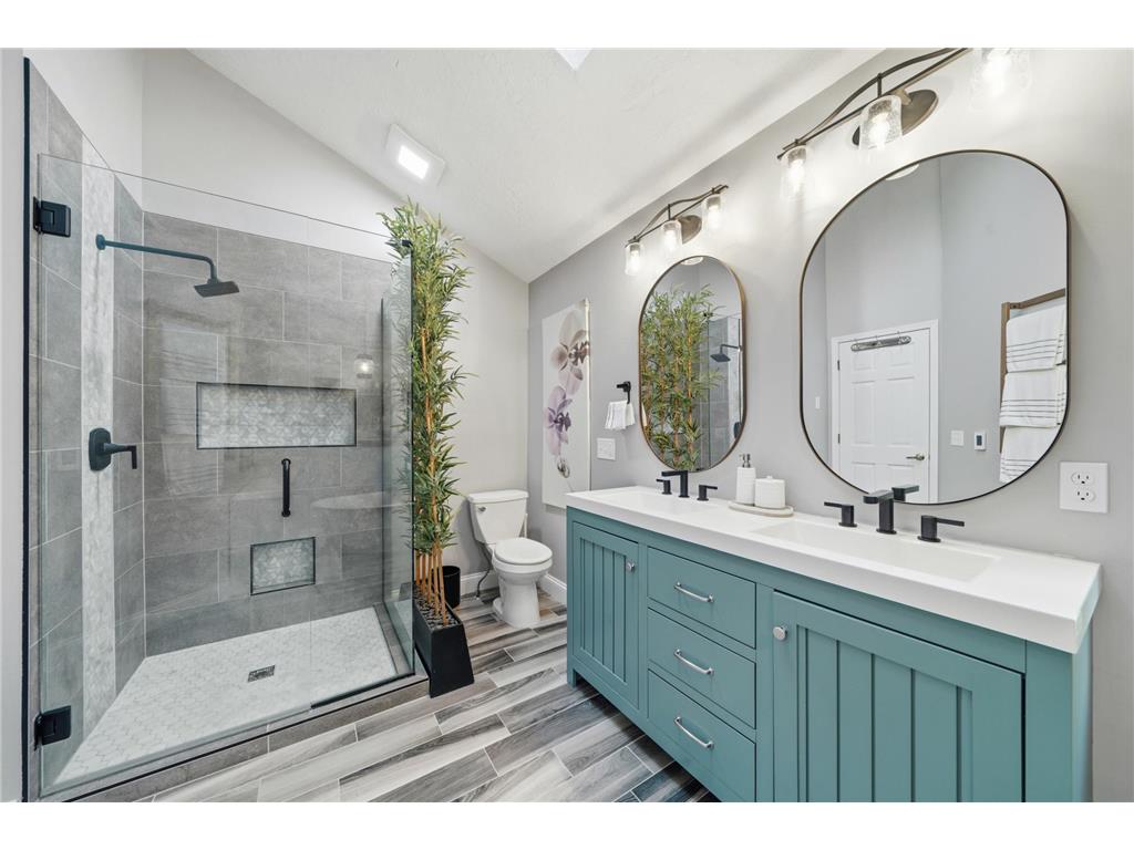 13476 Granada Avenue Apple Valley MN 55124 7071103 image28