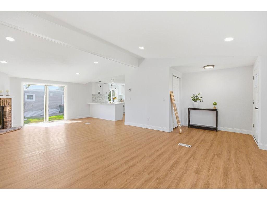 1348 104th Way NE Blaine MN 55434 7069551 image3