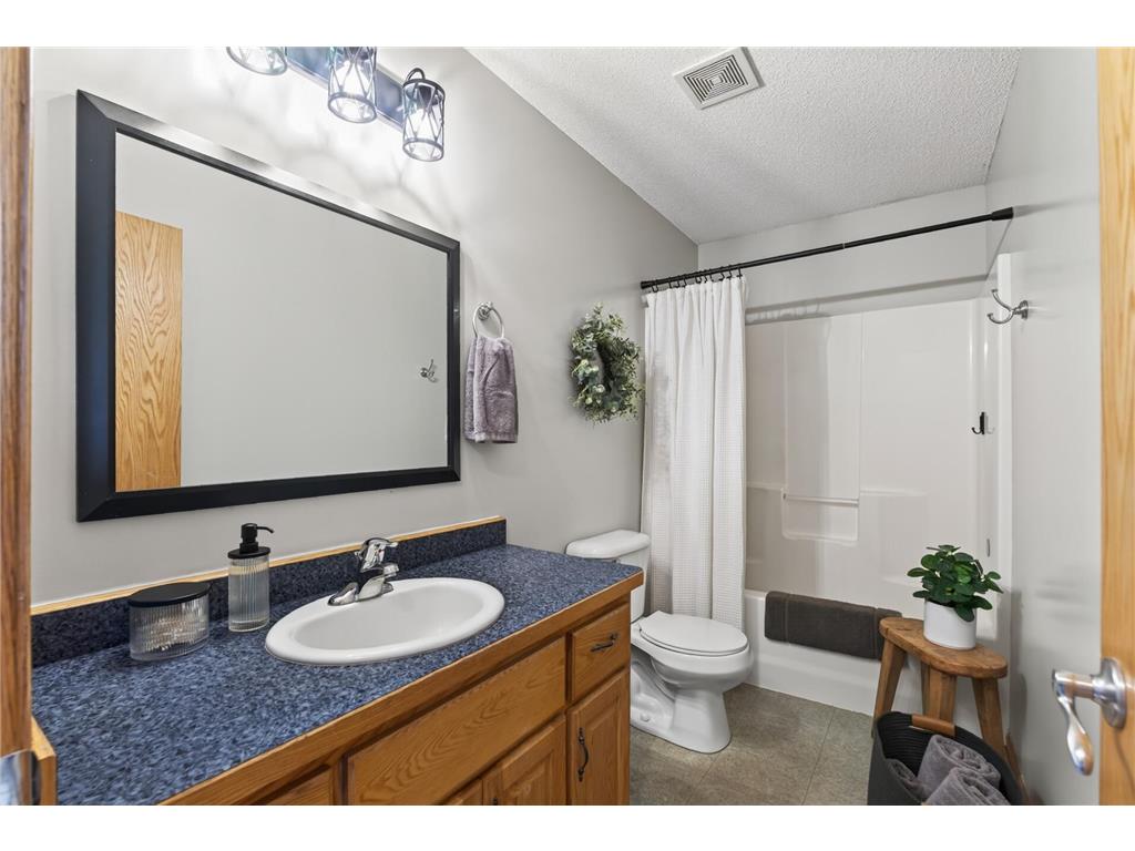13487 Saint Croix Trail North Branch MN 55056 7103412 image11