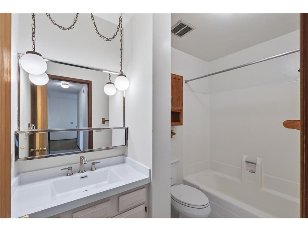 1349 Easter Lane Eagan MN 55123 7027096 image20
