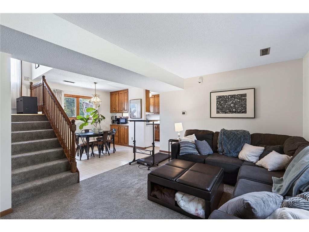 1349 Easter Lane Eagan MN 55123 7027096 image27