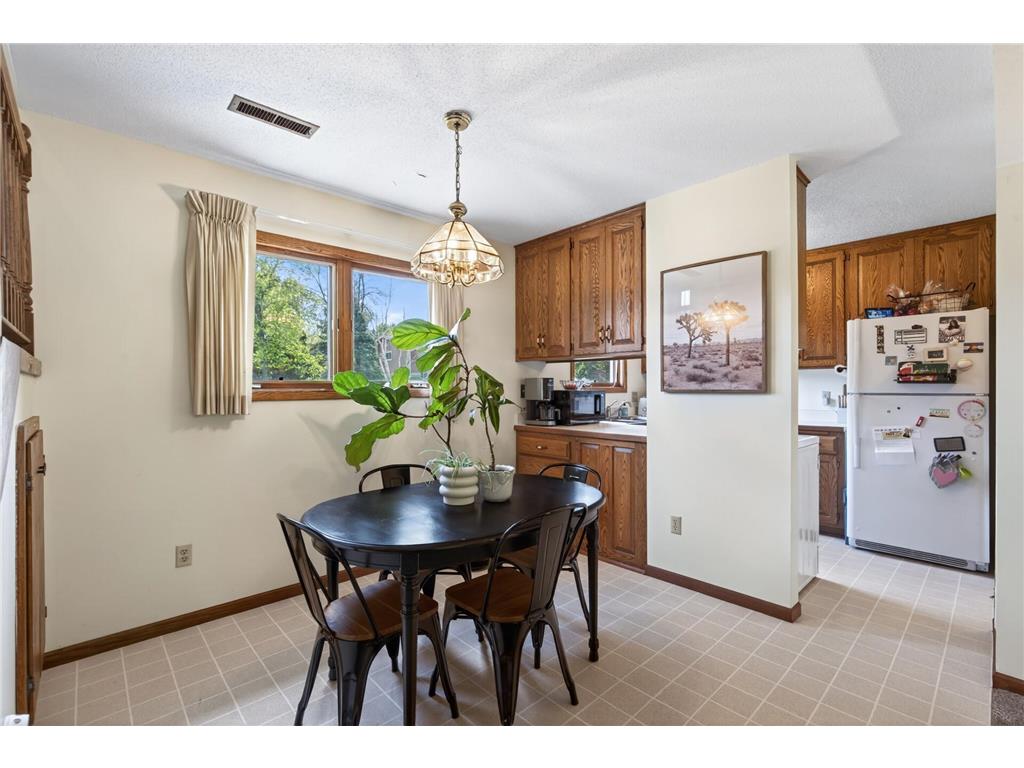 1349 Easter Lane Eagan MN 55123 7027096 image28