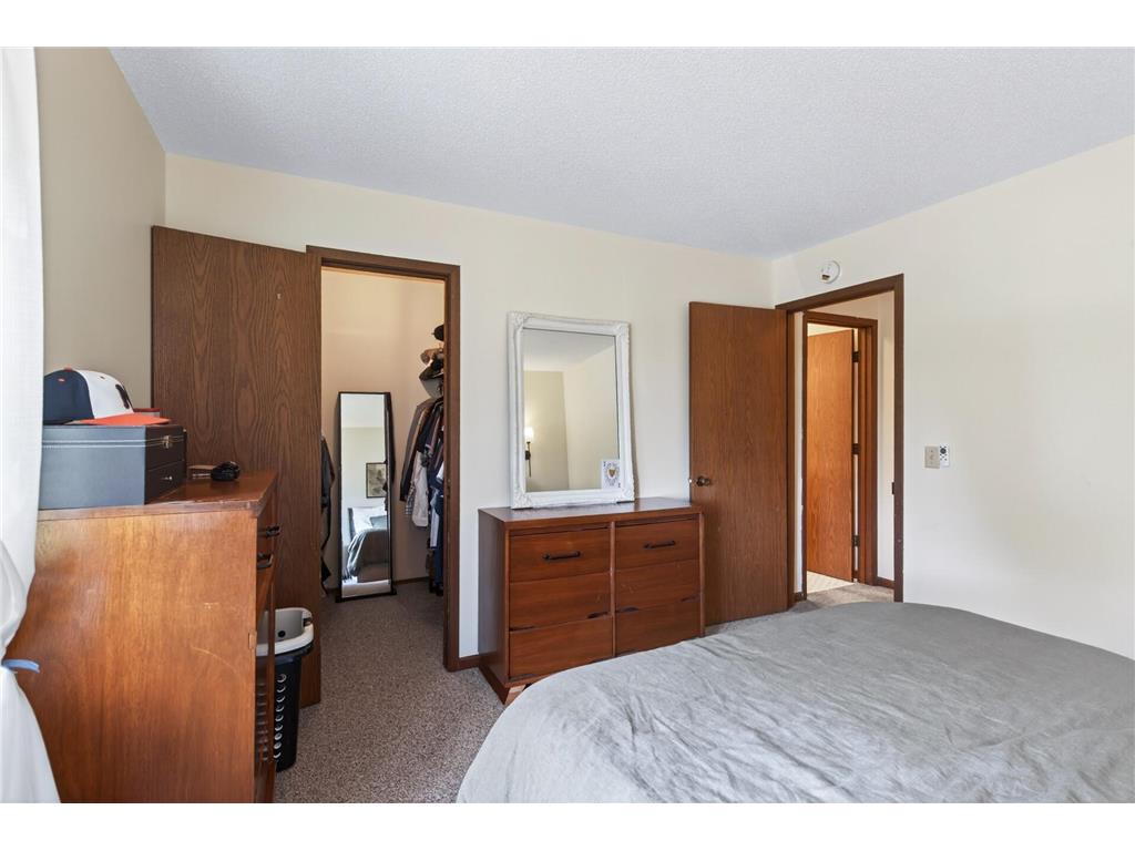 1349 Easter Lane Eagan MN 55123 7027096 image36