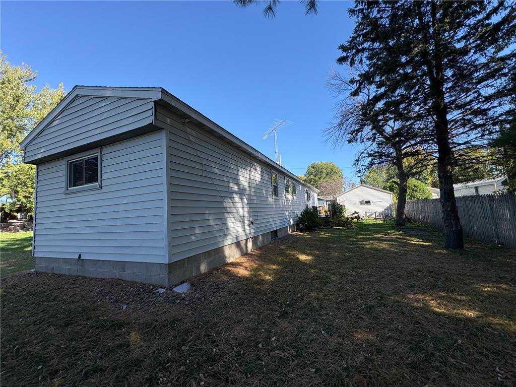 135 5th Avenue NW Elgin MN 55932 6802685 image7