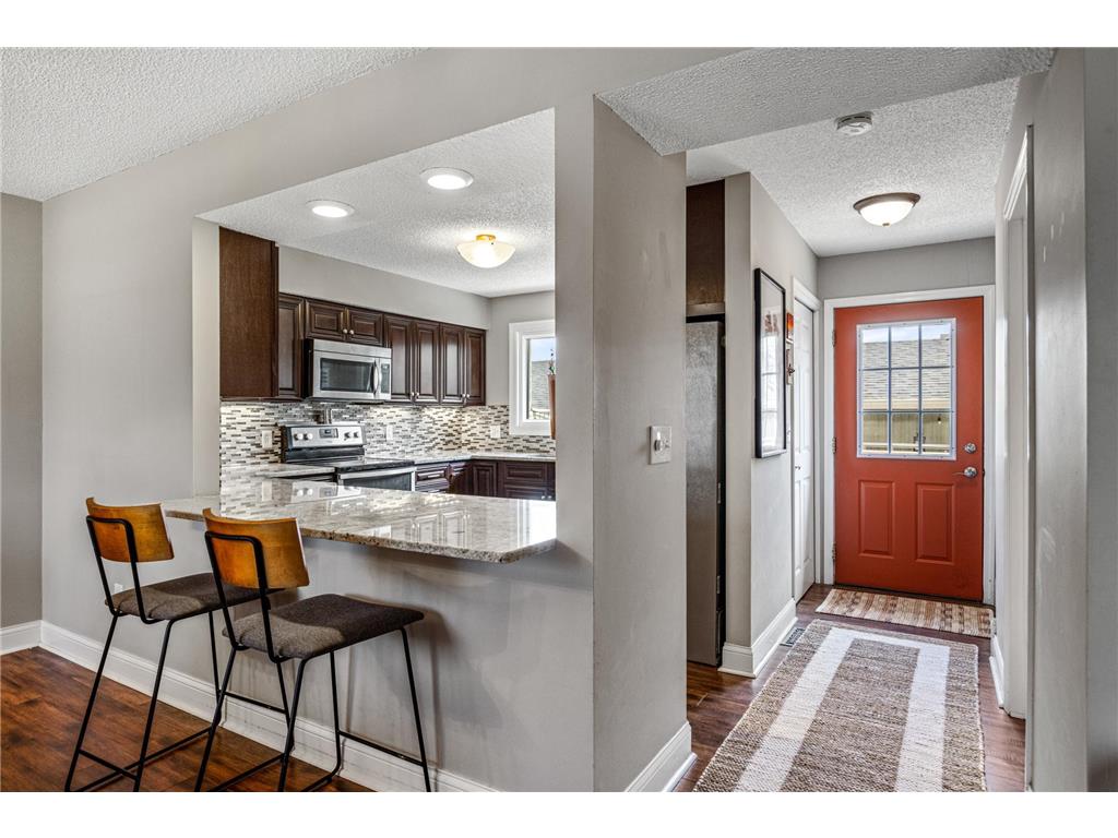 135 Canabury Court Little Canada MN 55117 6686755 image1