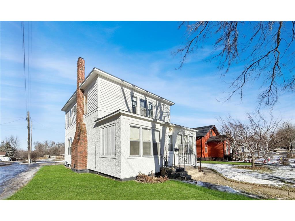 135 E Snelling Avenue Appleton MN 56208 7009358 image1