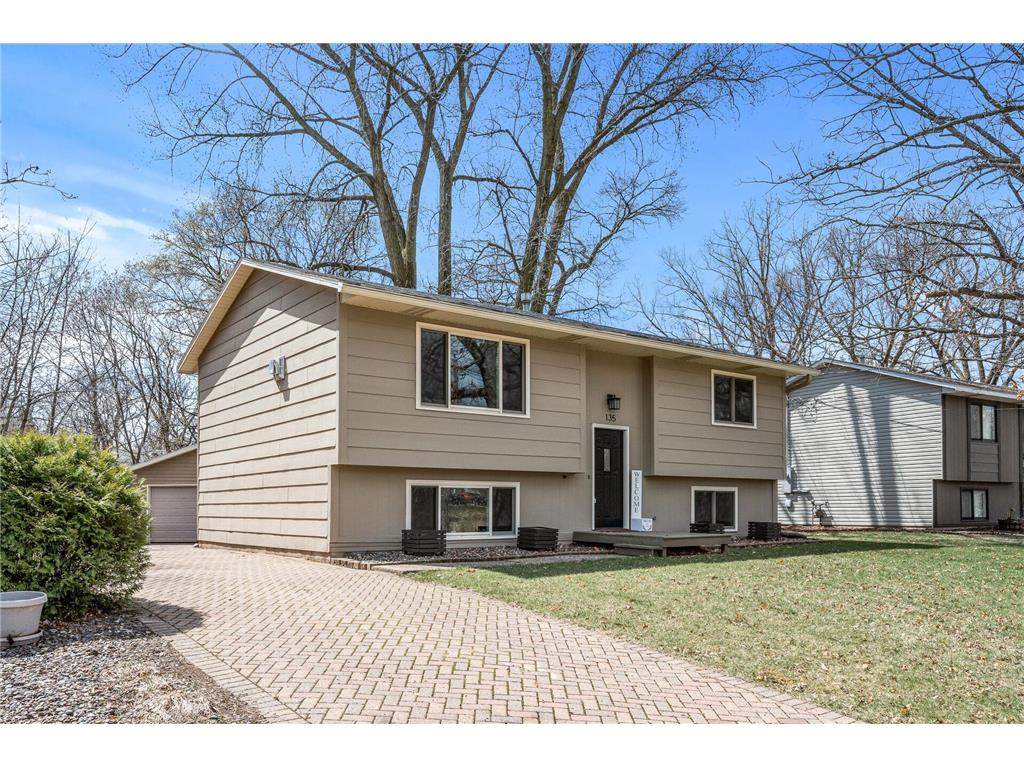 135 Glenmar Avenue Mahtomedi MN 55115 6703380 image1