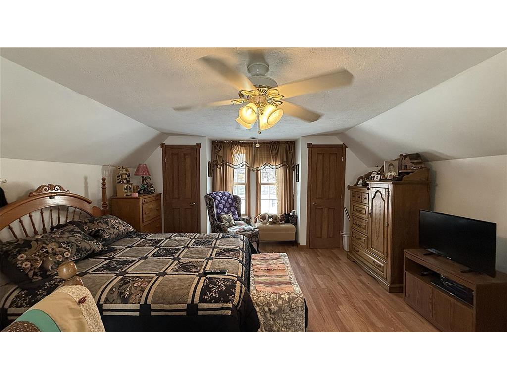 135 N Petrick Street Appleton MN 56208 7025112 image27
