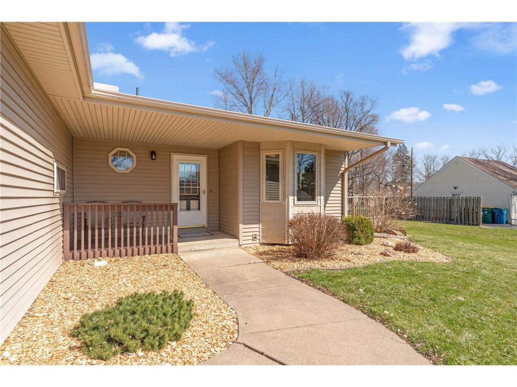 135 Old County Road C E Little Canada MN 55117 7049897 image20