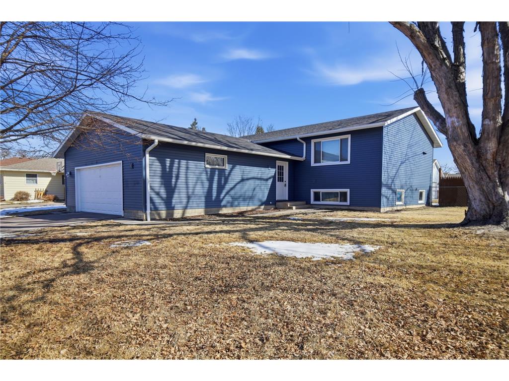 135 S Manitou Drive Mankato MN 56001 7028664 image1