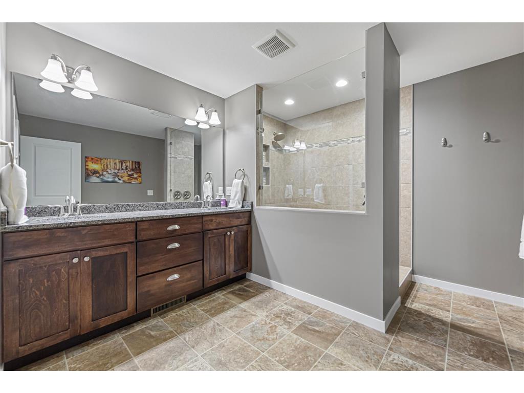135 Stoneridge Lane NE Owatonna MN 55060 7105002 image26
