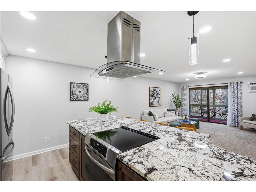135 Viking Drive E #104 Little Canada MN 55117 7044102 image1