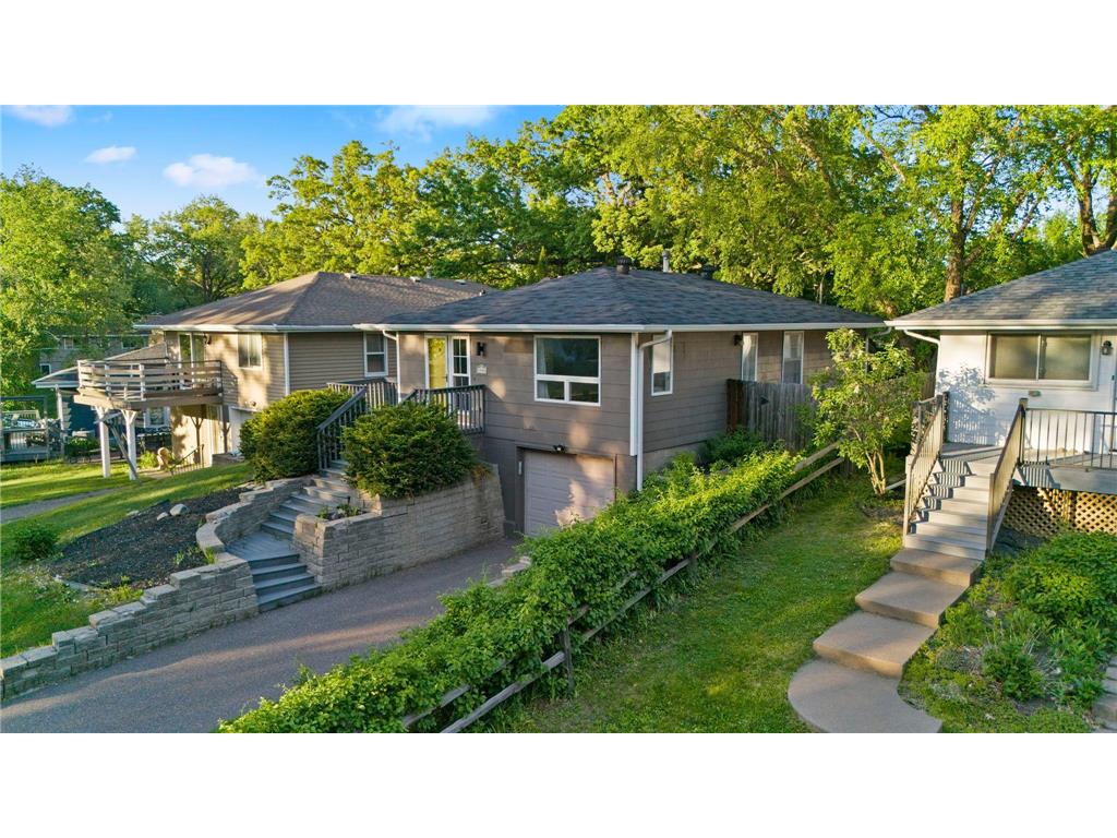 1350 Boone Avenue N Golden Valley MN 55427 7079238 image3