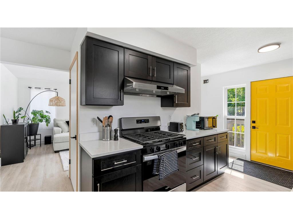 1350 Boone Avenue N Golden Valley MN 55427 7079238 image8
