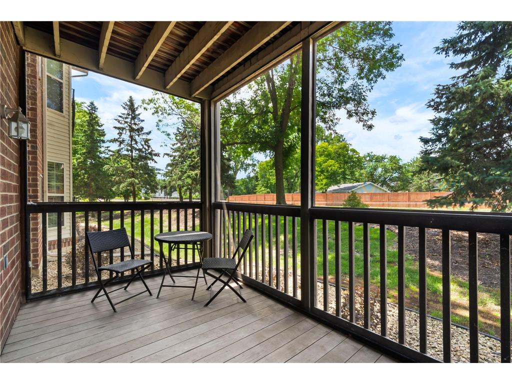 1350 Douglas Drive N #105 Golden Valley MN 55422 6751757 image12