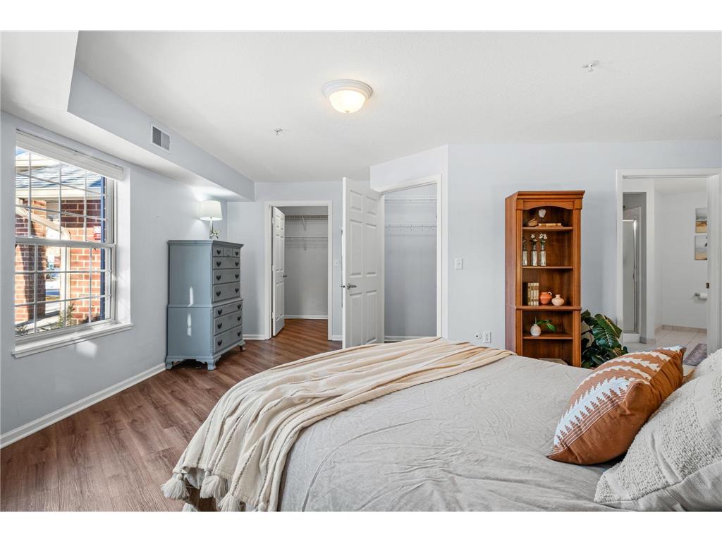 1350 Douglas Drive N #105 Golden Valley MN 55422 6751757 image18