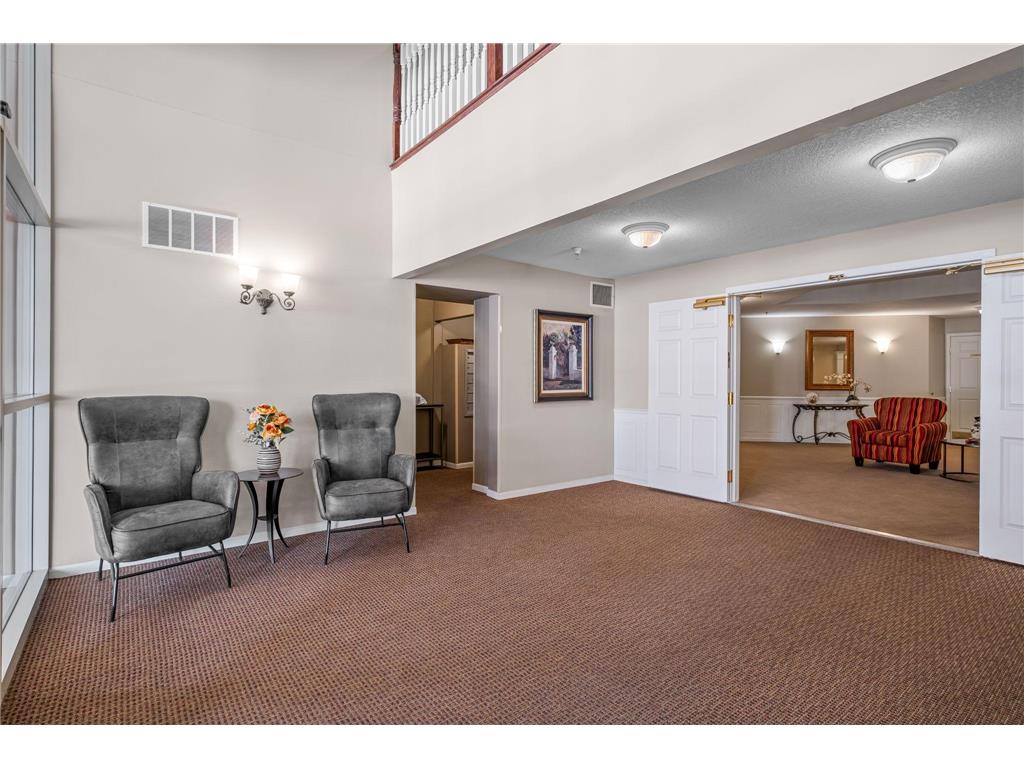 1350 Douglas Drive N #105 Golden Valley MN 55422 6751757 image24