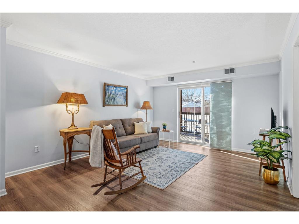 1350 Douglas Drive N #105 Golden Valley MN 55422 6751757 image9