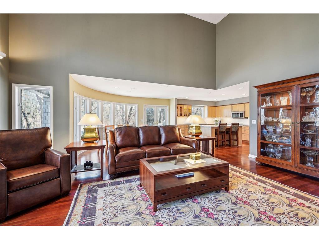 1350 Hesse Farm Road, Chanhassen, MN, 55318 MLS 6516919 Edina Realty