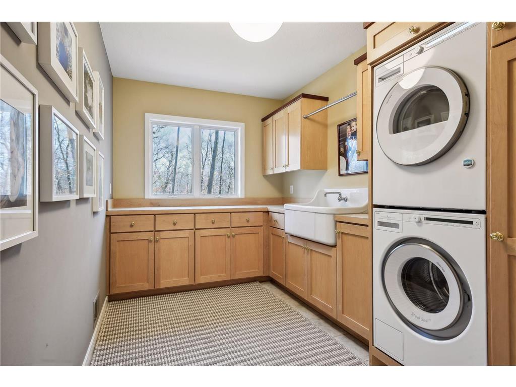 1350 Hesse Farm Road, Chanhassen, MN, 55318 MLS 6516919 Edina Realty