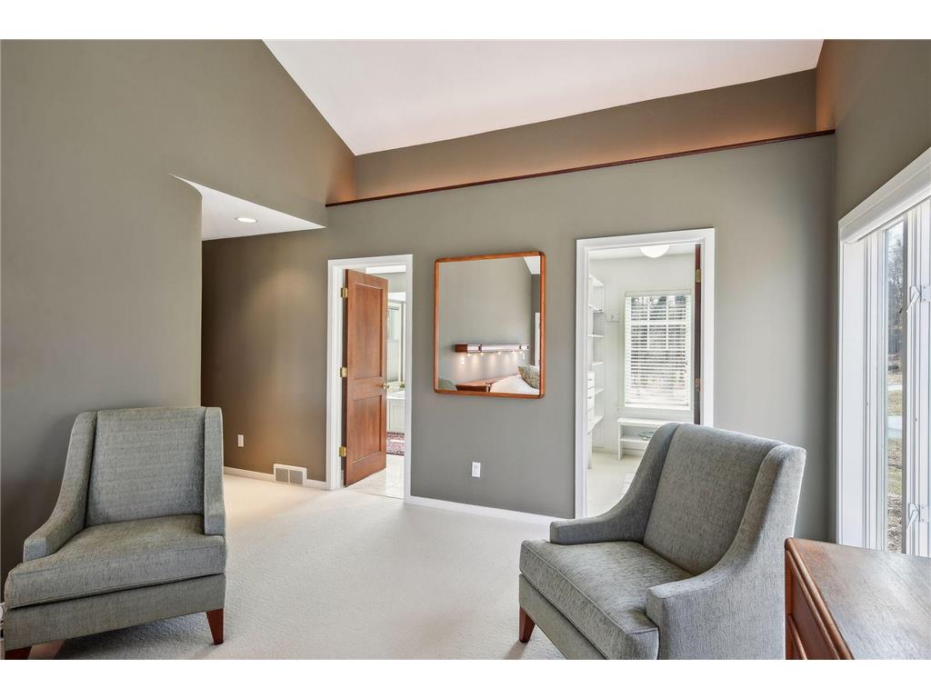 1350 Hesse Farm Road, Chanhassen, MN, 55318 MLS 6516919 Edina Realty