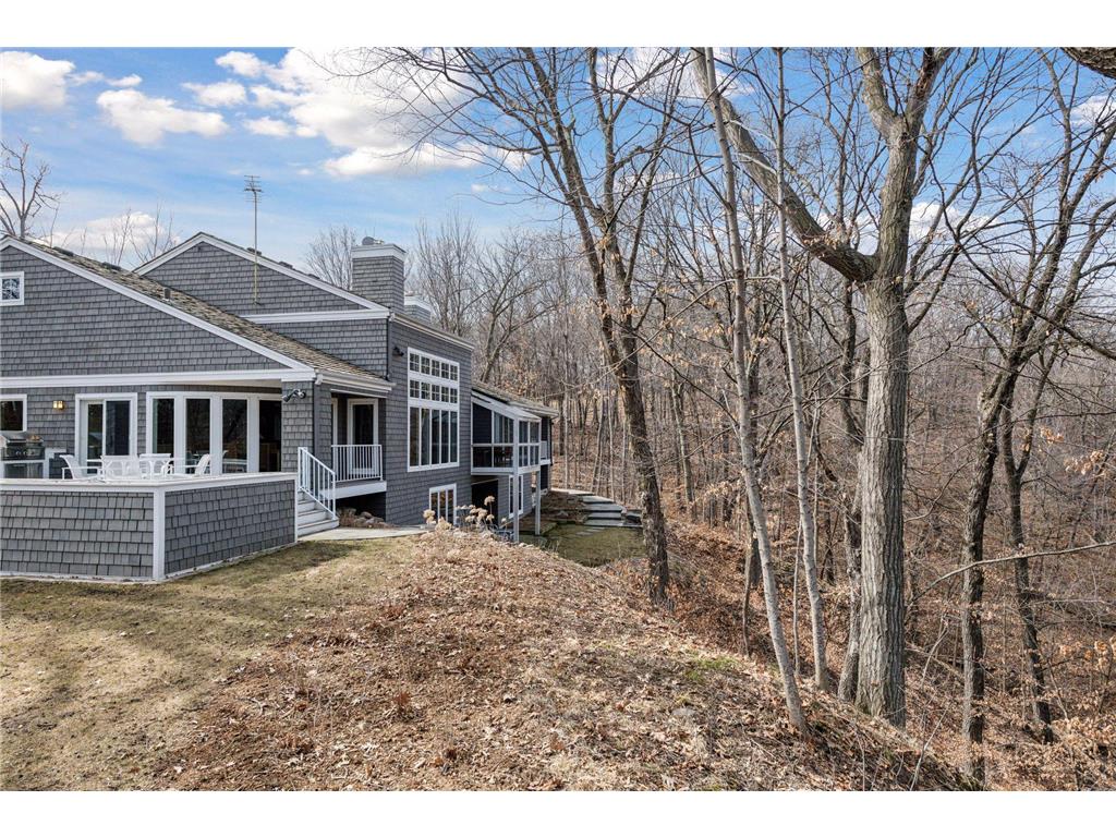 1350 Hesse Farm Road, Chanhassen, MN, 55318 MLS 6516919 Edina Realty