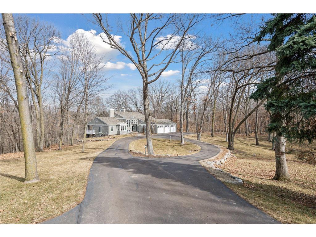 1350 Hesse Farm Road, Chanhassen, MN, 55318 MLS 6516919 Edina Realty