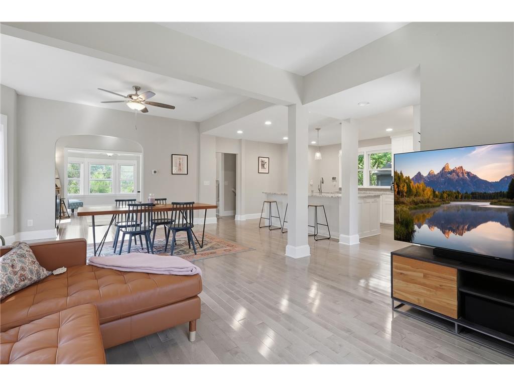 1350 Laurel Avenue Saint Paul MN 55104 7063062 image10