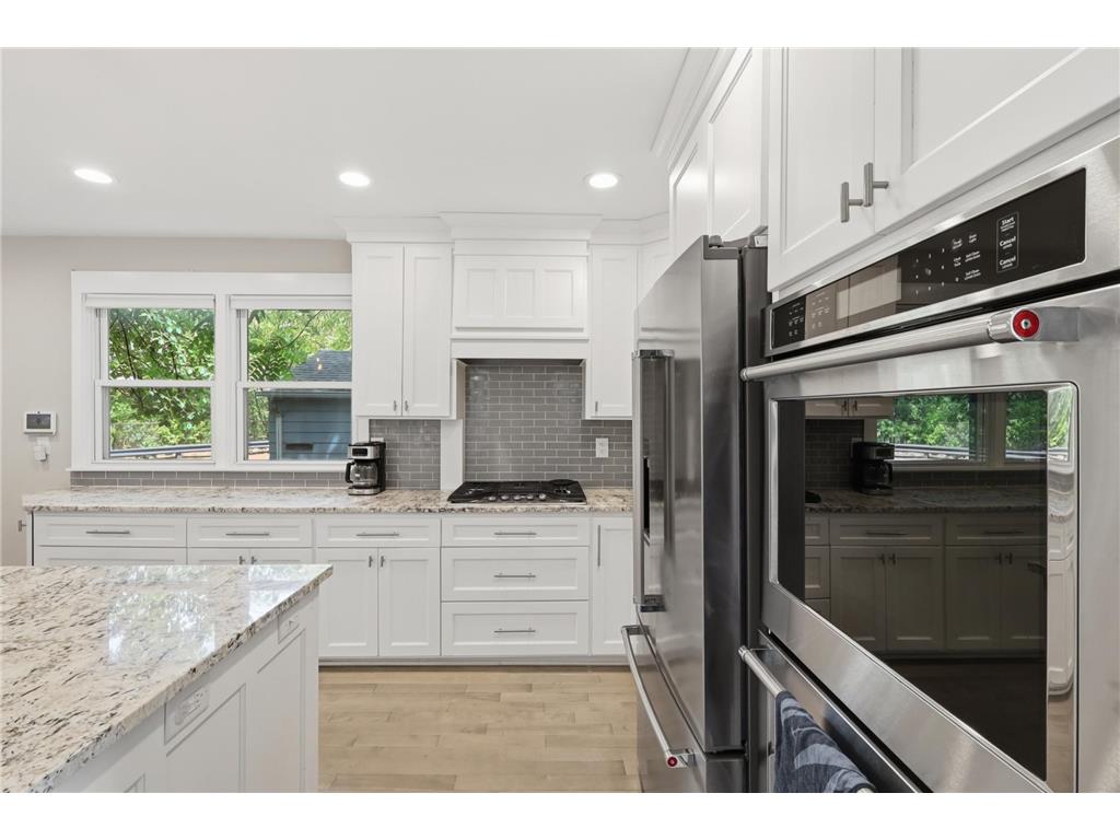 1350 Laurel Avenue Saint Paul MN 55104 7063062 image3