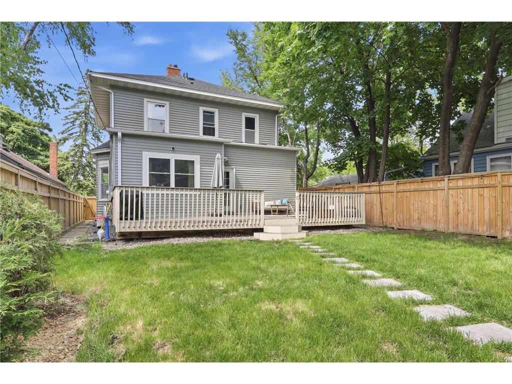 1350 Laurel Avenue Saint Paul MN 55104 7063062 image30