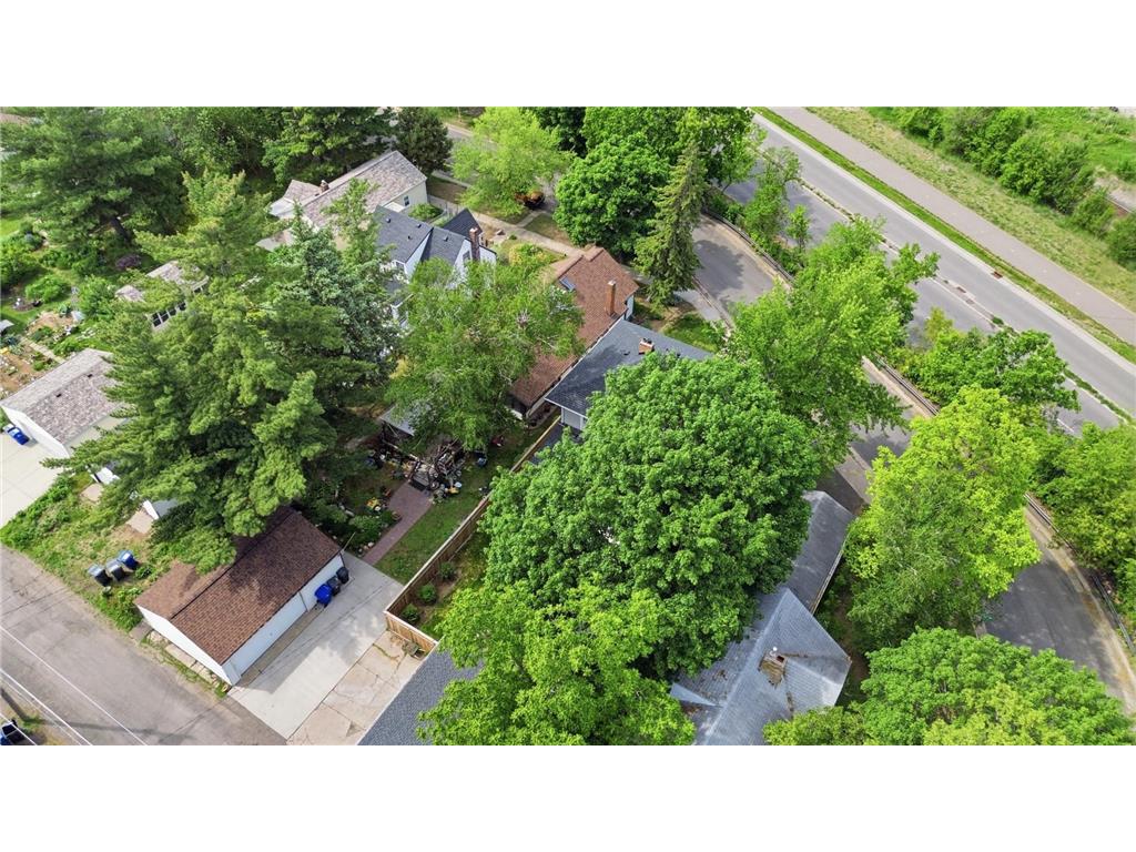 1350 Laurel Avenue Saint Paul MN 55104 7063062 image39