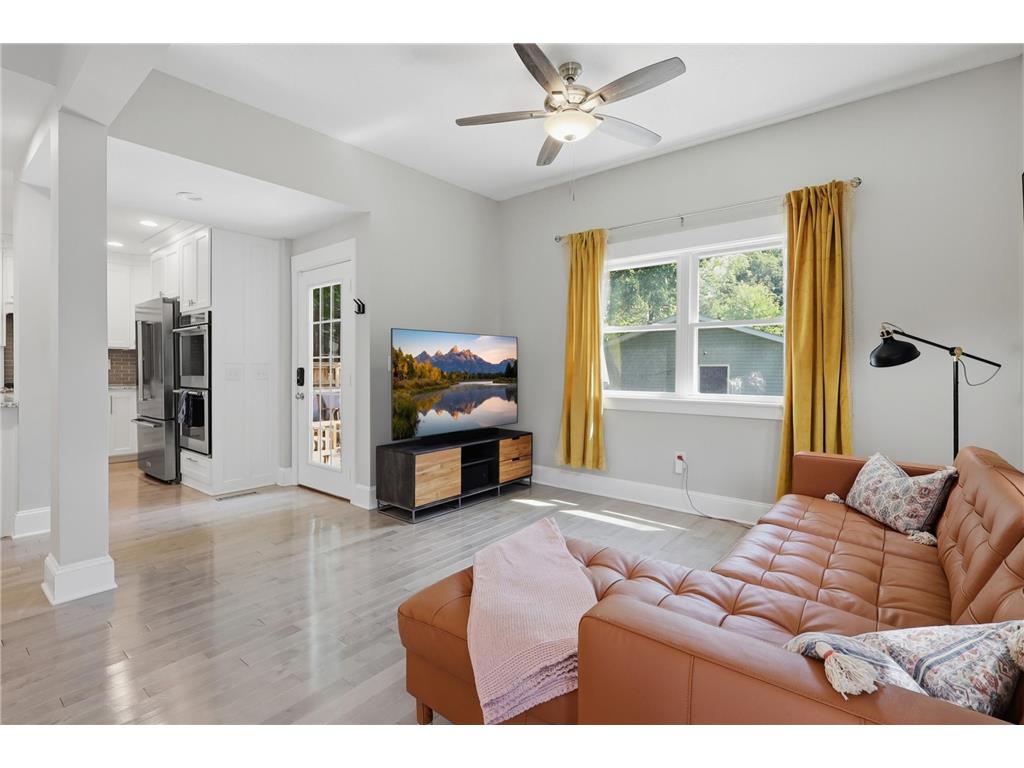 1350 Laurel Avenue Saint Paul MN 55104 7063062 image8