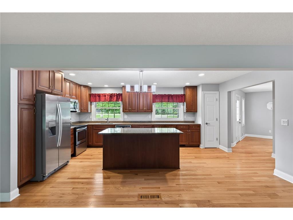 1350 Oldridge Avenue N West Lakeland Twp MN 55082 7090746 image3