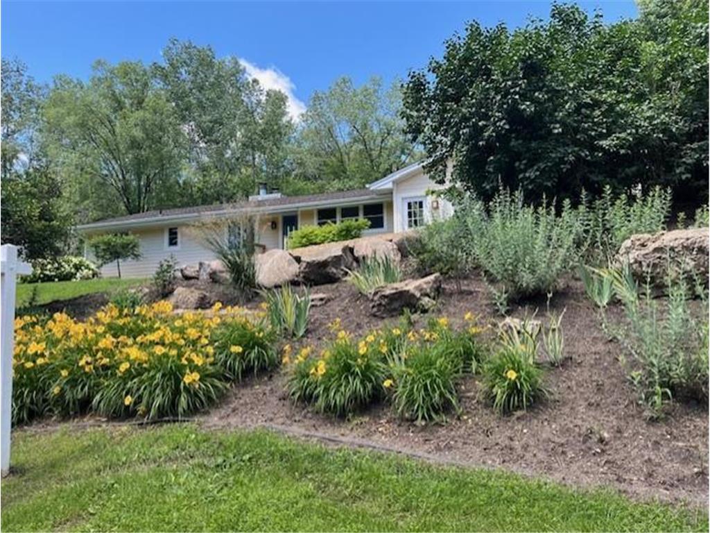 1350 Parkview Drive Chaska MN 55318 6496335 image1