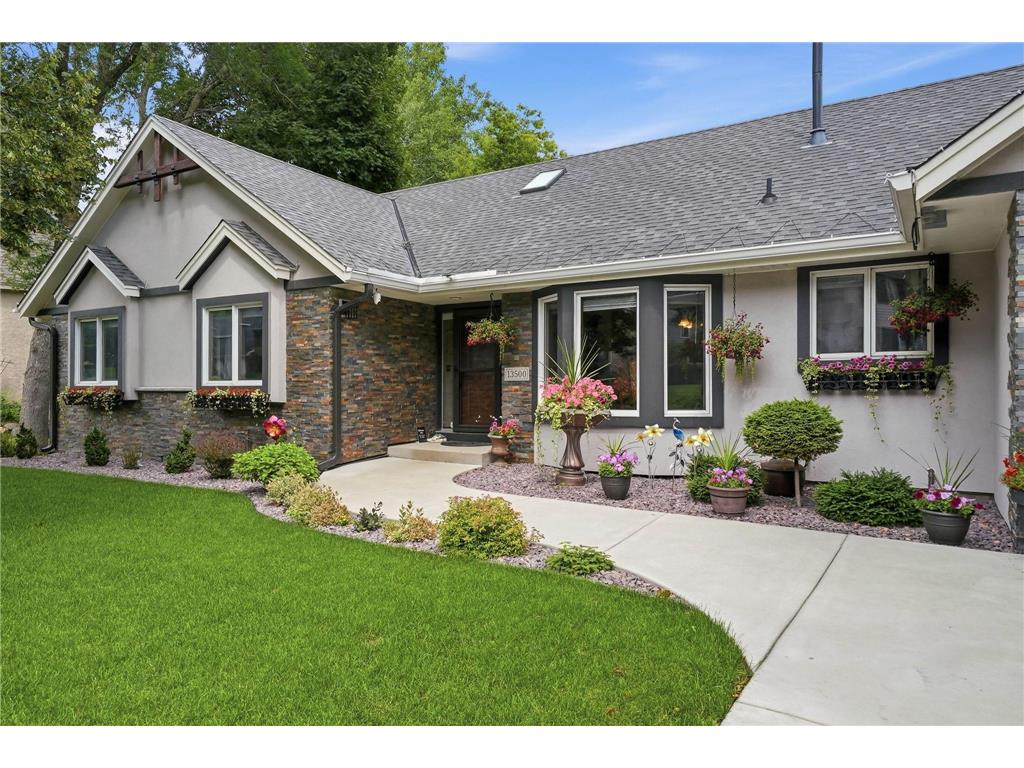 13500 Georgia Drive Apple Valley MN 55124 7098800 image1