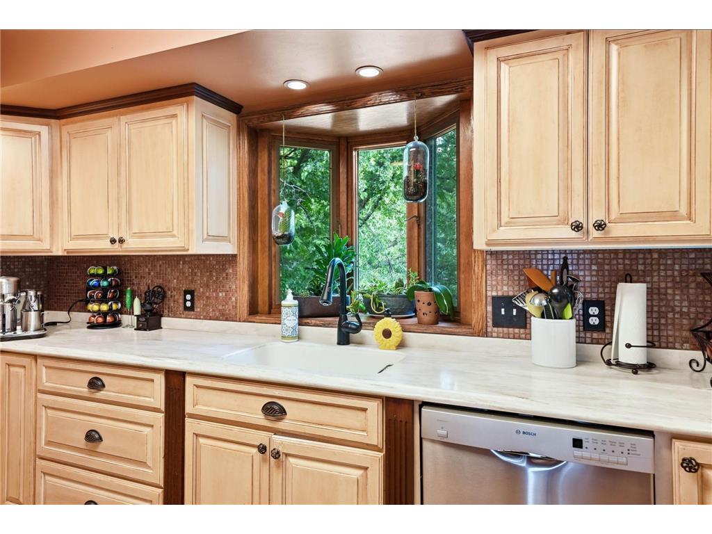 13500 Georgia Drive Apple Valley MN 55124 7098800 image15